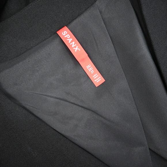 Spanx Classic Black Crepe Blazer Size 2X 20422R - Picture 6 of 8